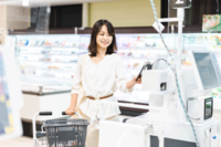 万引きし放題、客にかかる負担…「セルフレジ」の問題点を解決！ 製造者が語る“未来の技術力” 