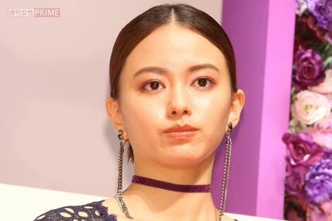 山本舞香、妊娠中の“美腹筋＆へそ出し姿”に「今何カ月?」の声… 〈X削除騒動から半年〉で夫・Hiroと見せ…