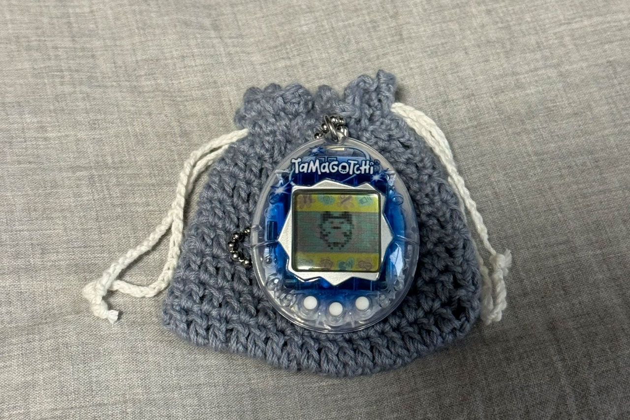 編み物ブームは止まらない（たまごっちケース）