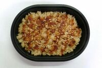 ローソンストア100『焼肉のタレかけご飯』（税込268円）が“不景気の象徴”と話題、同社は「意図したもので…