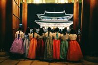 「安・近・短」で大人気の韓国、中高年女性の“おひとりソウル”が流行中!美容・グルメ・推し活…一人旅の…