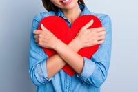 アイドルに恋、疑似恋愛と現実が混在する男女の「結婚観」のズレ