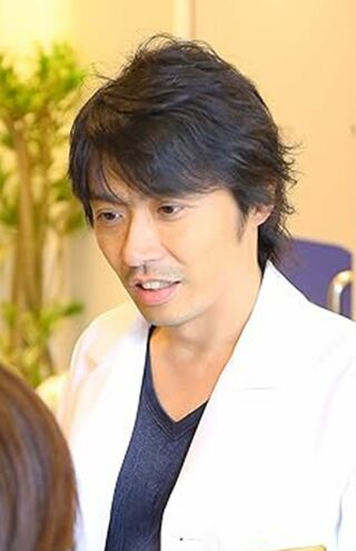 菅原道仁先生●脳神経外科医。菅原脳神経外科クリニック院長。医療法人社団赤坂パークビル脳神経外科理事長。現在は、頭痛、めまい、物忘れ、脳の病気の予防の診療を中心に医療を行う。