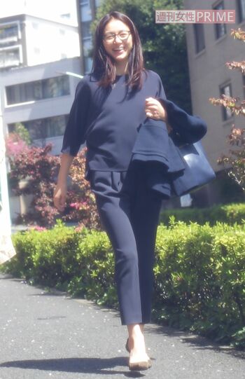 2017年には、自分の子どもが参加するわけではないのに、有名私立幼稚園の入園式の手伝いに来ていた