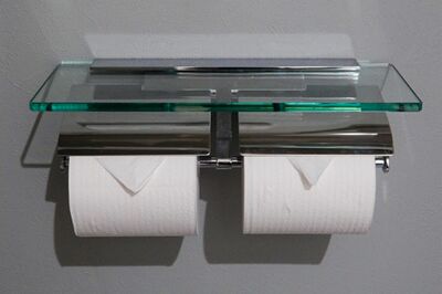 【知って楽しい雑学】トイレットペーパーの「表向き」「裏向き」の違いは？シングルは「裏向き」がおすすめ