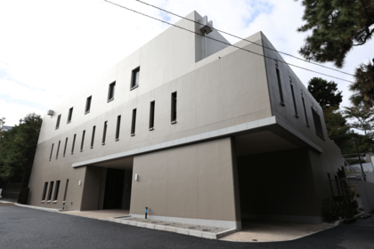 秋篠宮邸の改修後も、佳子さまがおひとりで住まわれている旧御仮寓所