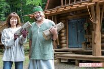 頼らない・買わない、“生み出す幸せ” をつかんだ漫画家の「原人生活」