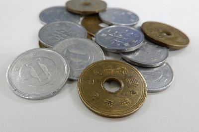 増税で需要減？超貴重になるであろう「令和元年」の1円玉と5円玉の製造枚数