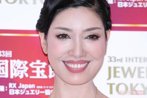 アンミカ、30年ぶりにモデル復帰のファッションショーは「パリコレではない！」日本人が騙される“詐欺的手…