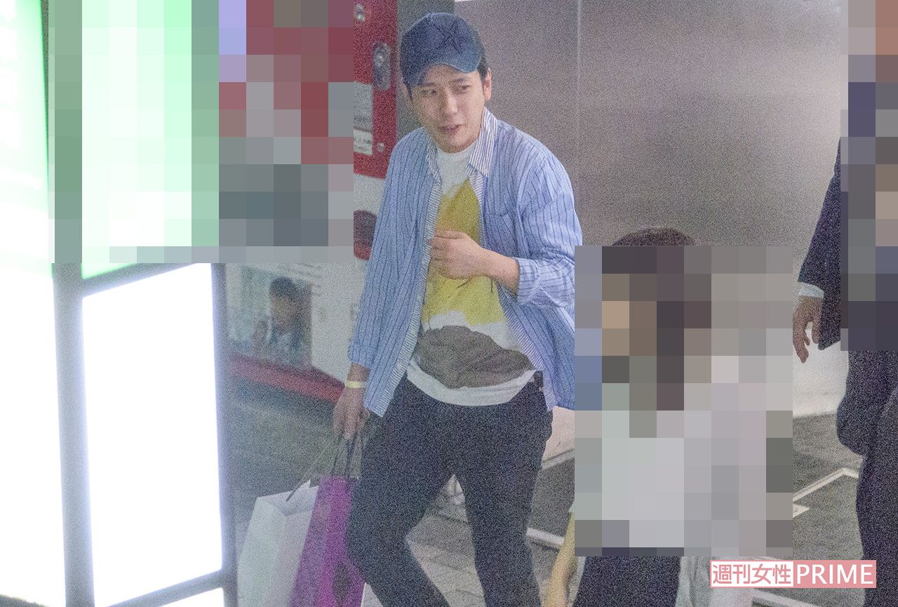 2次会会場から出てきたニノ（その３）