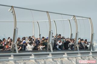 2025年3月13日、チャーター機で帰国する大谷翔平を一目見ようと羽田空港の展望デッキに集まったファン