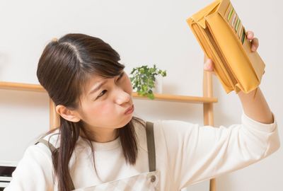 「ミニ財布に替えて金運が右肩上がり！」お金のプロが語る、小さい財布が貯まるワケ