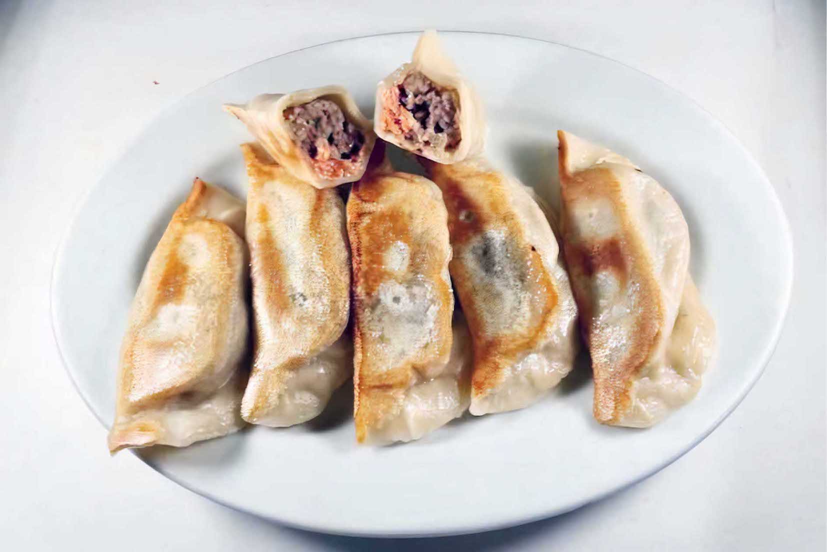 餃子のハルピン「冷凍鮭餃子」680円