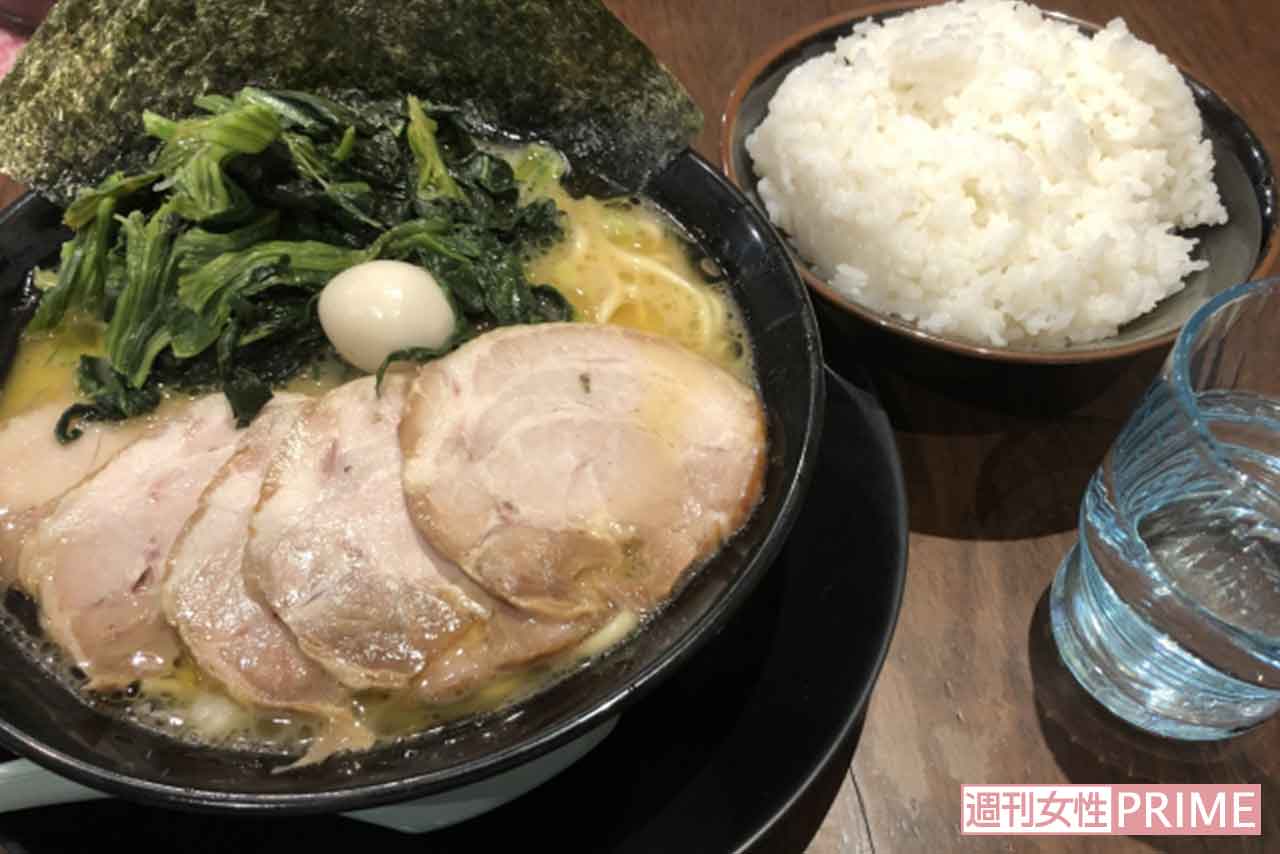 家系ラーメンの多くは“ライス無料”が魅力だったが……