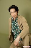ディーン・フジオカ 撮影/吉岡竜紀 ヘアメイク/礒野亜加梨 スタイリング/勝見宜人(KoaHoleinc.)