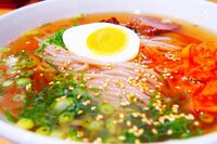 ご当地グルメ【麺】東アジアに生きた男たちのドラマが凝縮・温泉街の冷麺