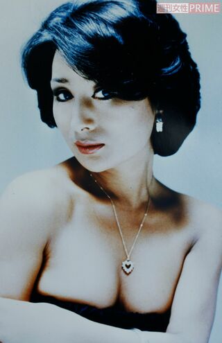 『灰皿とって』（1978）のレコードジャケット。モテモテ時代