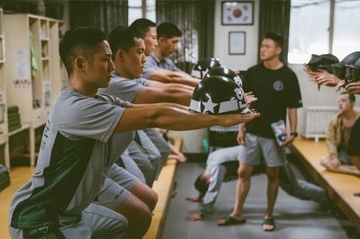 Netflixシリーズ『D.P.－脱走兵追跡官－』独占配信中