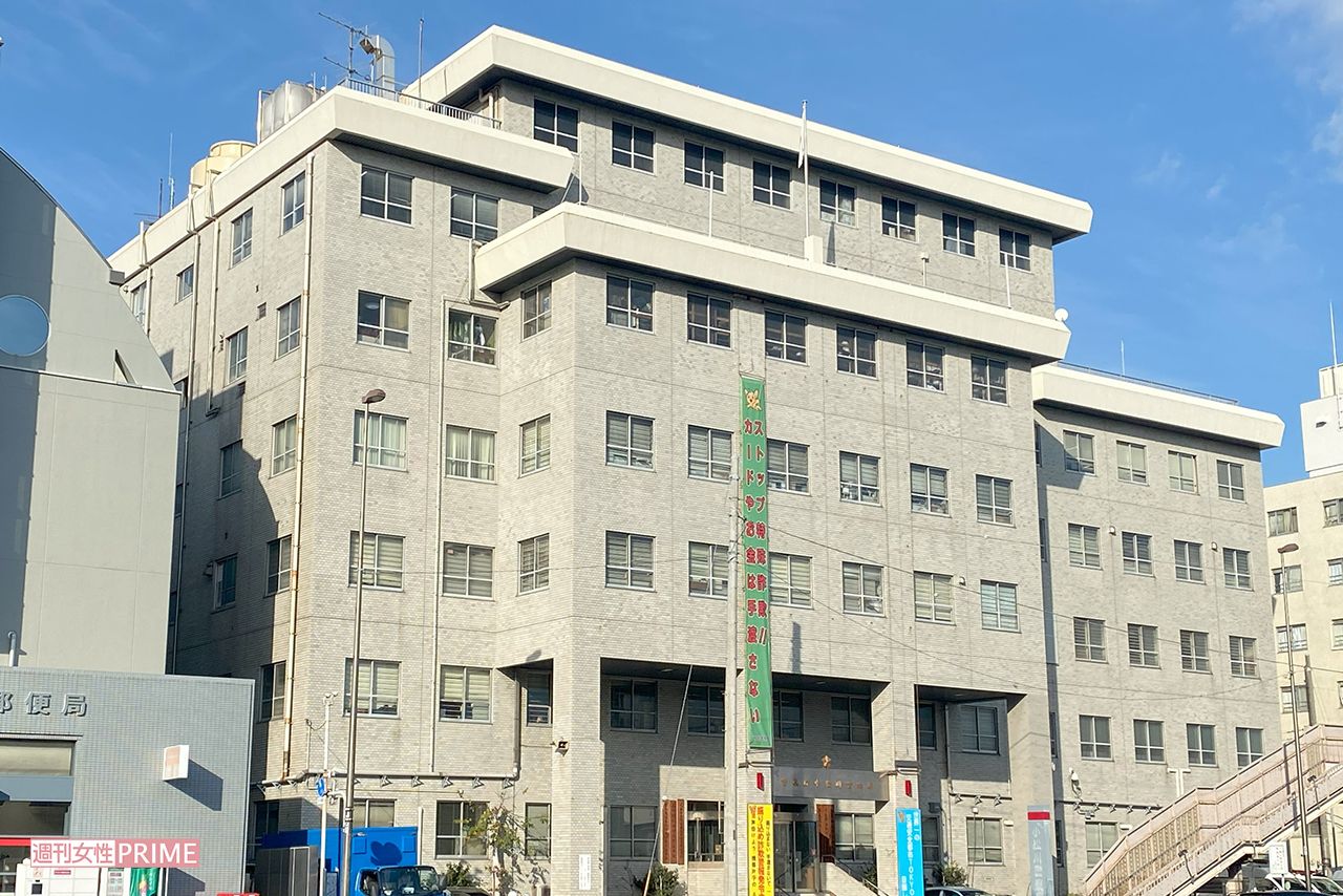 捜査する警視庁小松川署