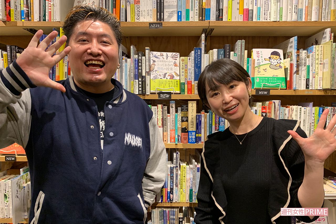 吉田豪（左）と石川優実（右）、本屋B＆Bにて