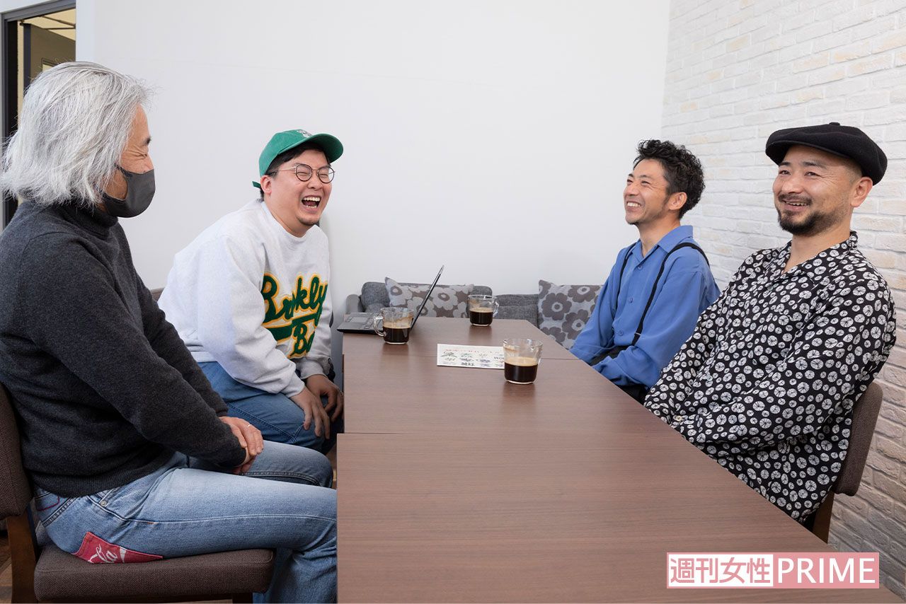 長澤佳也監督を交えて対談するどぶろっくと澤井直人