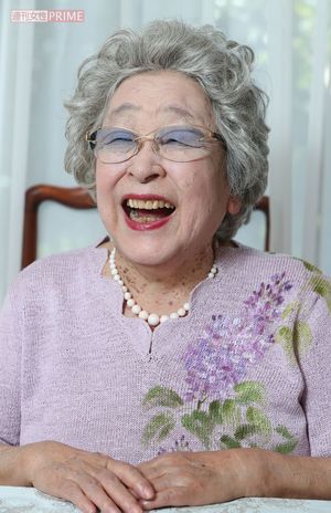 20代のカメラマンから「60代にしか見えません」と言われ、「30歳も違うじゃない～」と爆笑