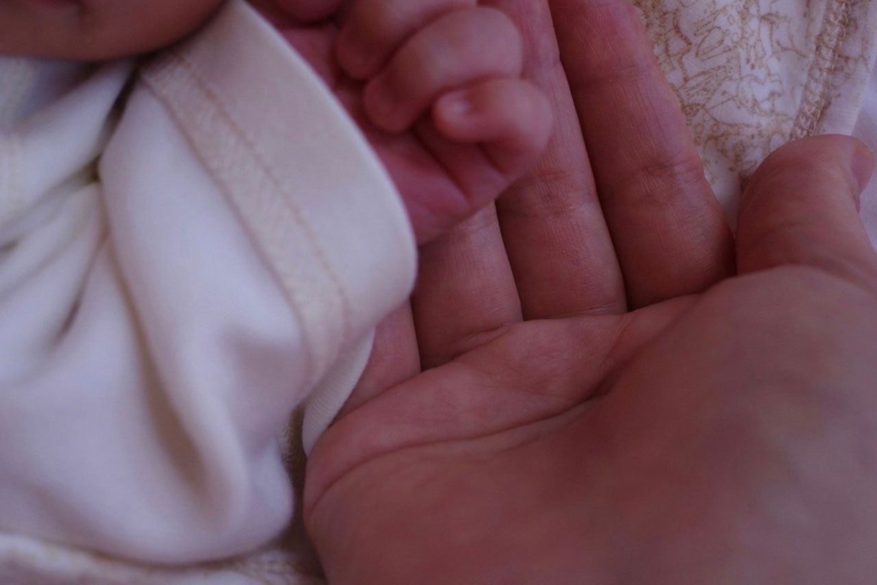 AAA・宇野実彩子が公開したNEWS・小山慶一郎との間に生まれたわが子の写真