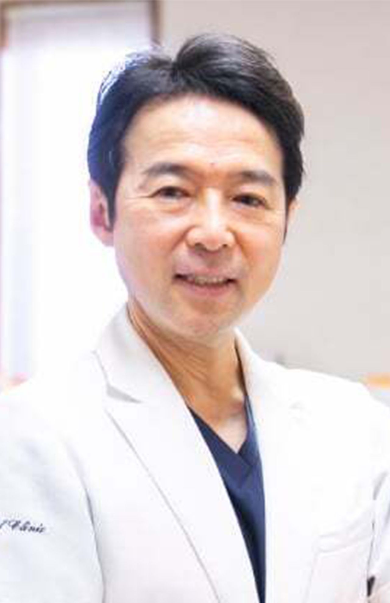 梶 尚志先生●梶の木内科医院院長。総合内科専門医、腎臓専門医。家庭医として患者を診察する中で、通常の診察では解決できない「身体の不調」に栄養学的なアプローチから治療を行う。近年は高齢者の筋力と姿勢の問題にも取り組む。