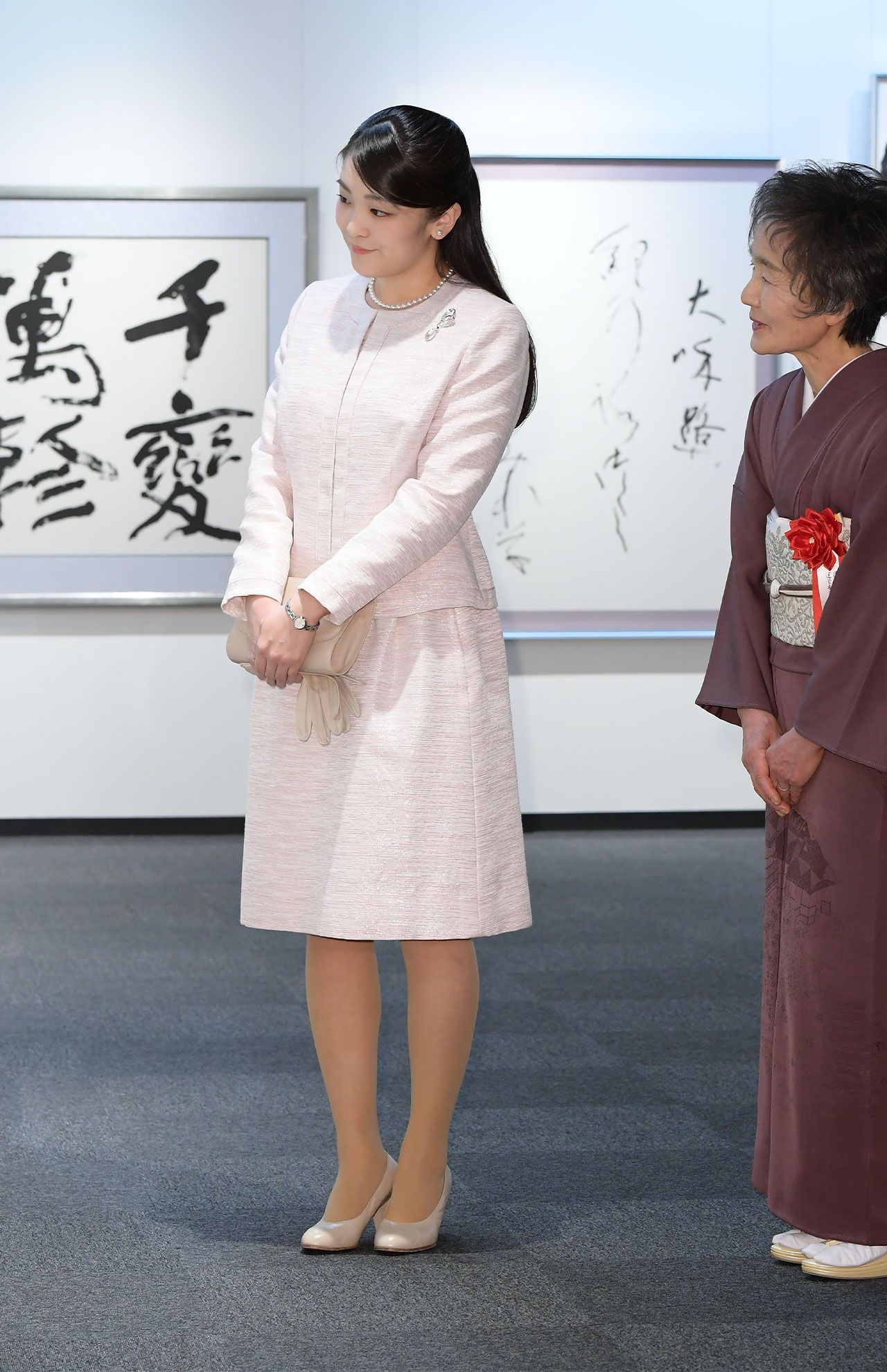 '18年に展覧会を訪れた小室眞子さんは、結婚延期の発表直後だったこともあり注目を集めた