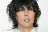 『RADWIMPS』野田洋次郎、NHK特番で“タトゥー”全見えのタンクトップ姿を披露も懸念される「紅白出場」の…