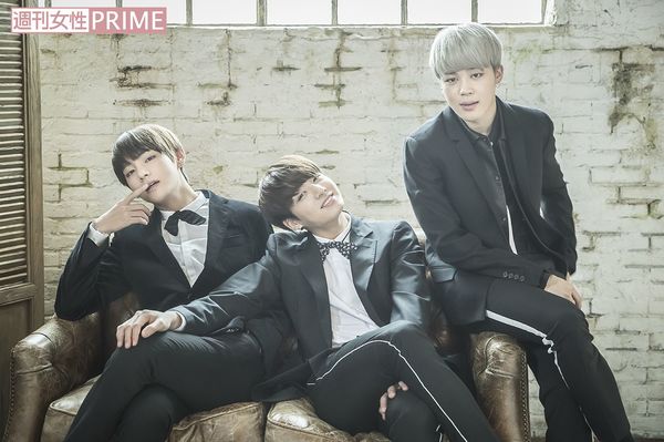 左からV、JUNG KOOK、JIMIN　撮影／廣瀬靖士
