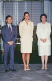 '01年10月、スウェーデンのヴィクトリア皇太子が来日。東宮御所(当時)で出迎えられる当時の皇太子ご夫妻