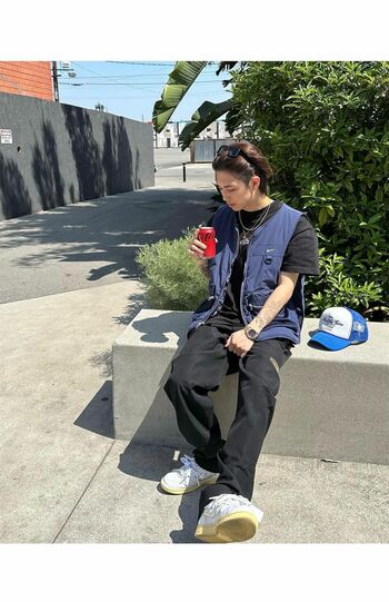 6月、天使のようなモチーフが左腕に確認できる（岩橋玄樹公式インスタグラムより）