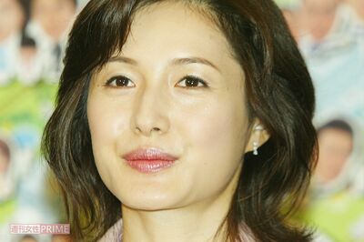 水野真紀、職場幼稚園からの帰宅姿撮！声を弾ませ答えた“先生”という仕事と気になる女優業の行方