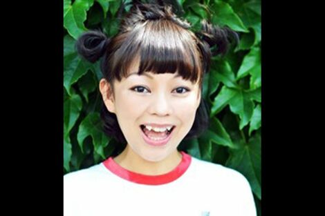 《紅白出場のガールズバンド》元Whiteberry前田有嬉の生配信でチラ見えした「腕のタトゥーらしきもの」と再結成への思い