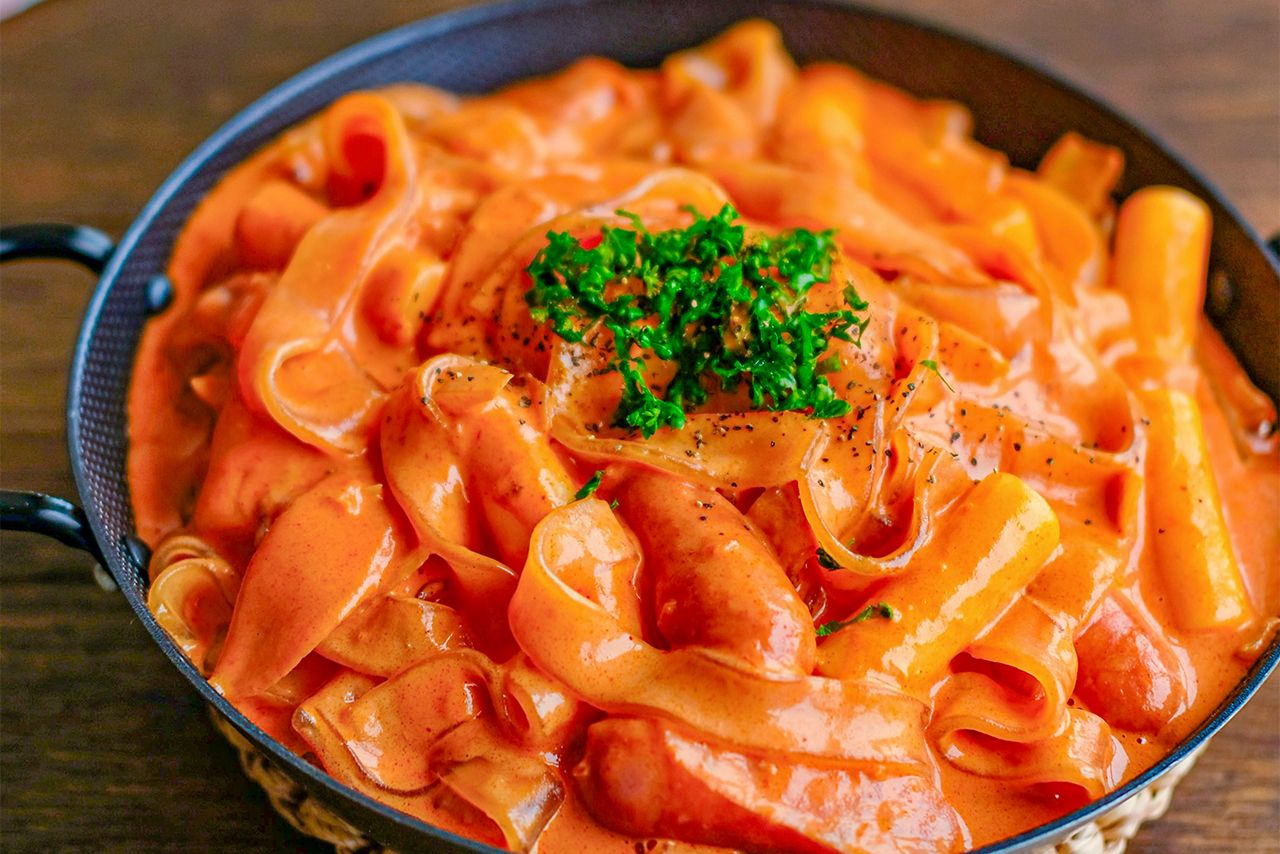 タンミョン入りロゼトッポギ