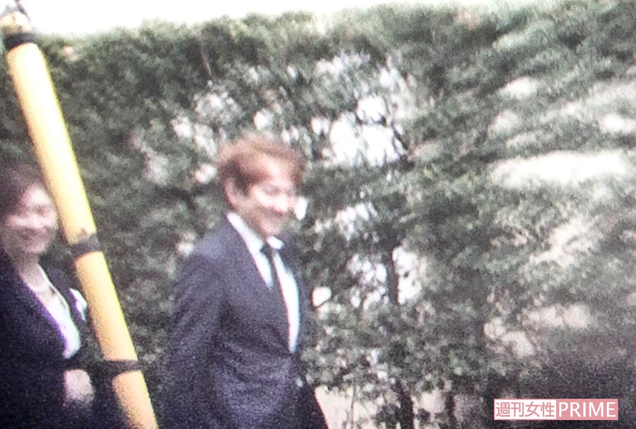 元気に駆けていく息子たちを温かく見守っていた2人