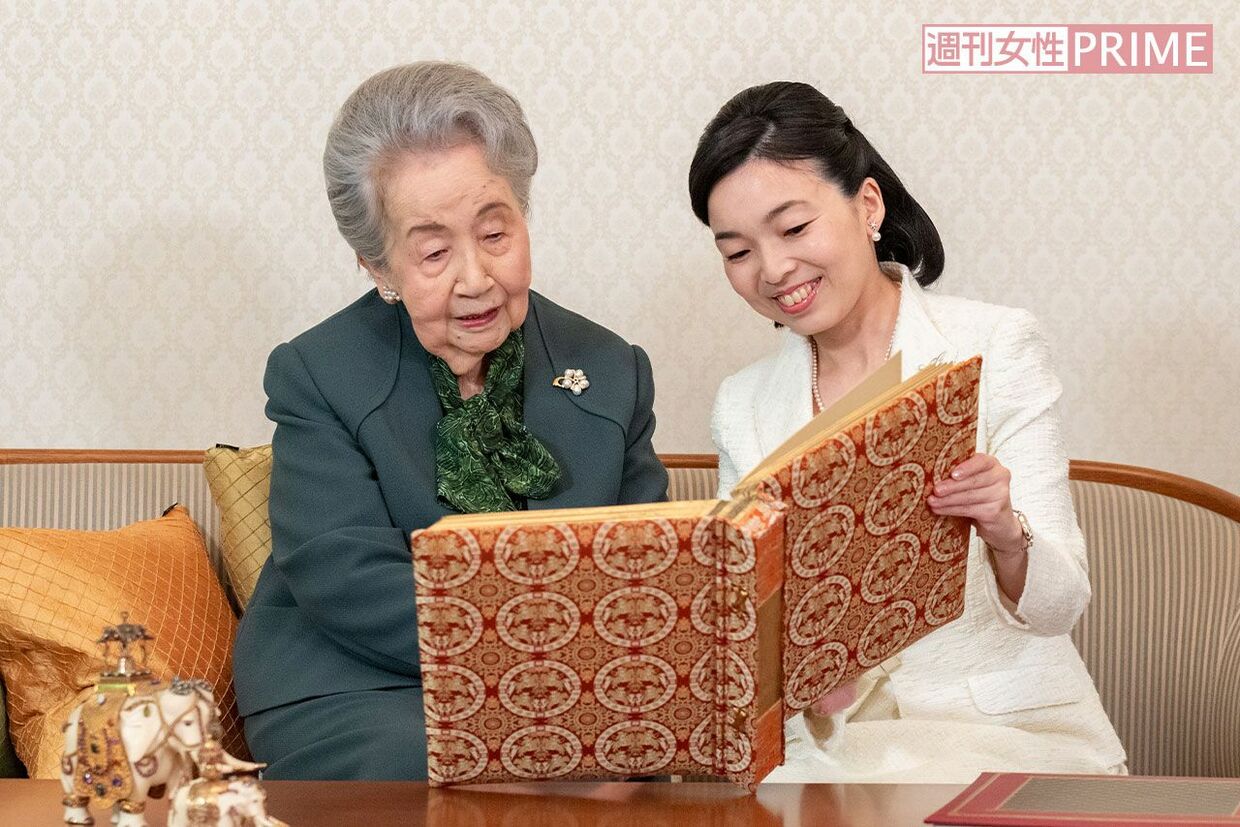 【画像・写真】三笠宮家・彬子さま、亡き父の遺志を継ぐ行動力と学者肌の裏に「スイーツ愛」と「祖父への尊敬」 | 週刊女性PRIME