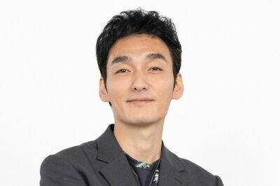 草なぎ剛、主演ドラマ『デフ・ヴォイス 法廷の手話通訳士』で本格的な手話に初挑戦！『ブギウギ』の撮影合…