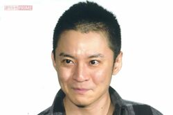 元関ジャニ∞・渋谷すばる、格安ワインで“ひとり酒”姿を投稿…乱れ髪に漂う「妻子持ち」とは思えない哀愁