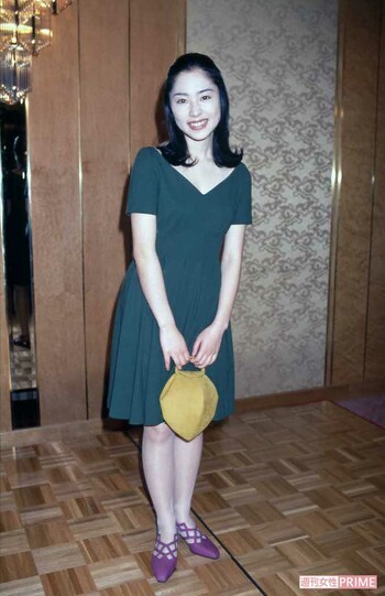 '93年ドラマ『悪魔のKISS』で常盤貴子、奥山佳恵とともに主演した深津絵里。このときの役も質素でおとなしい朝倉幸子を演じた