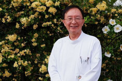 《年間6万人超が死亡》高齢者の命を脅かす「誤嚥性肺炎」を防ぐ、医師がすすめる「1分のごっくん体操」