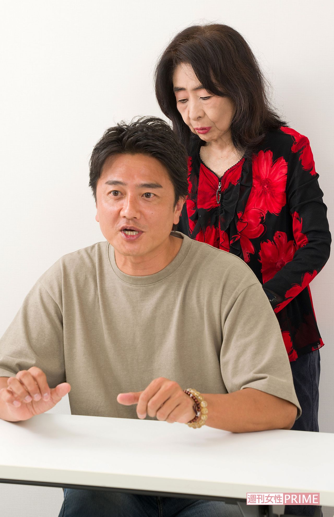 原田龍二と中村玉緒　撮影／伊藤和幸