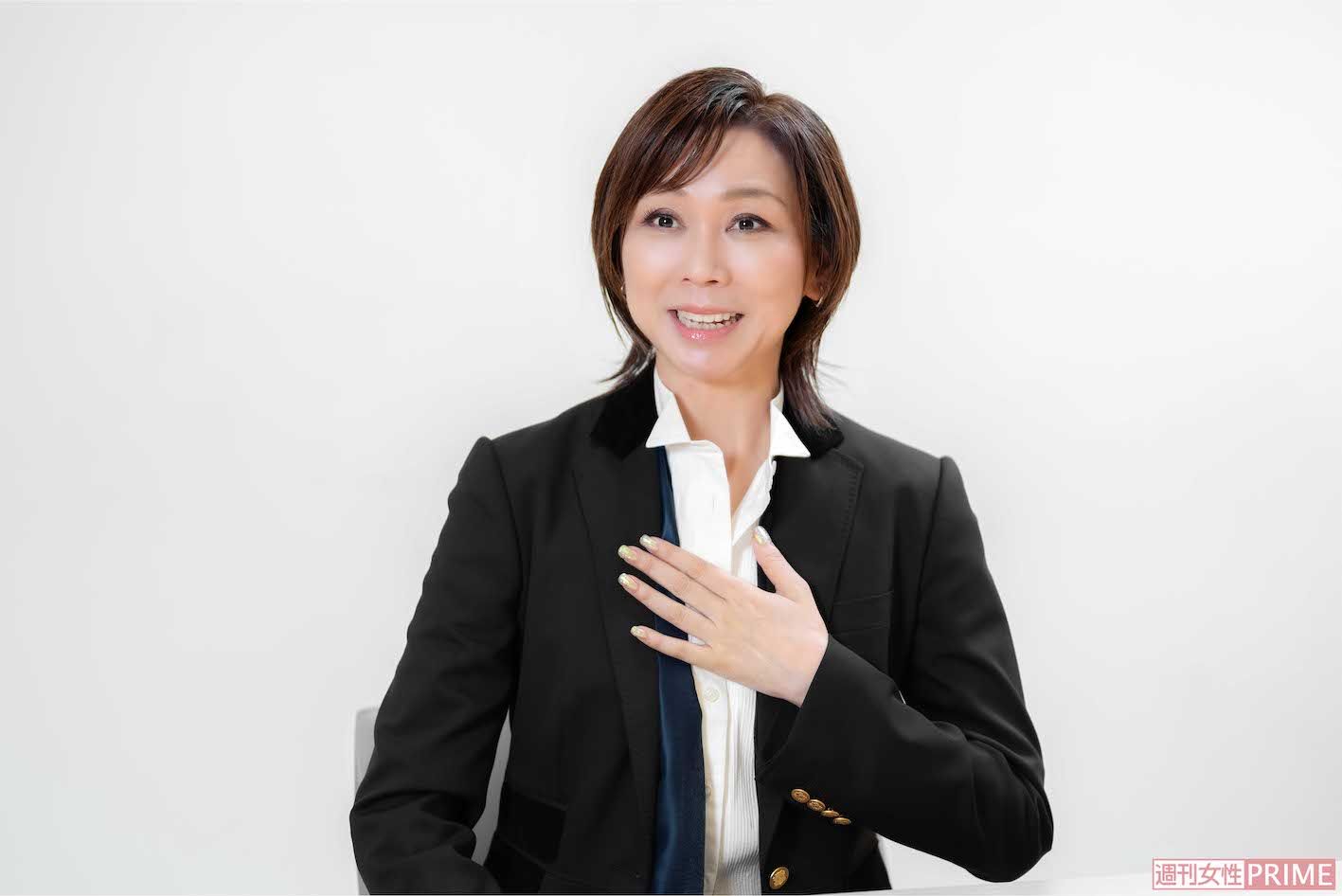 どれだけ稽古などがつらくても、それで心が折れることはなかった、と話す湖月わたる　撮影／佐藤靖彦