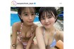 インフルエンサーの夏芽すずとの水着姿を投稿した池田レイラ(本人のインスタグラムより)