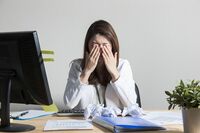 「忙しさ」がステータス!? フェイスブックで “超多忙” を自慢する人の心理