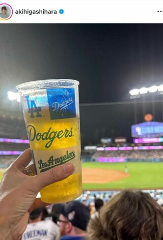 東原亜希がドジャースタジアムを訪れ、大谷の“40本塁打＆40盗塁”達成の瞬間を目撃した（東原のインスタグラムより）