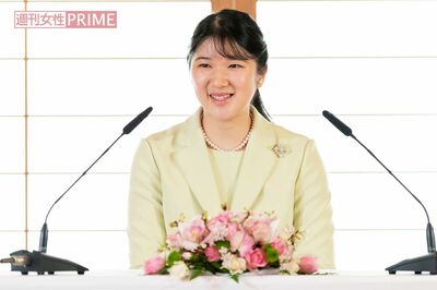 成年会見で記者からの質問にお答えする愛子さま