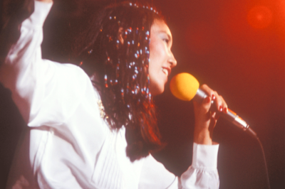 松任谷由実が小説に！著者が明かすユーミンがお手本にした「大人の女性」と、成功を約束された高校時代の「…