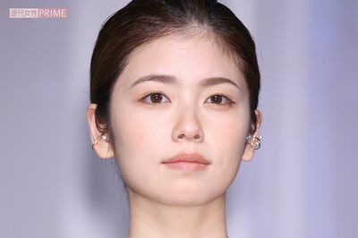 小芝風花、ドラマ『波よ聞いてくれ』で清純イメージ覆す金髪・強烈キャラが“新境地”も、'18年NHKドラマ『…